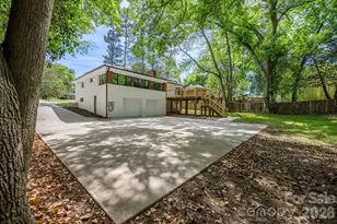 911 E Woodlawn Rd, Charlotte, NC 28209 - Photo 44