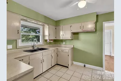 17 Hickory View Lane, Canton, NC 28716 - Photo 12