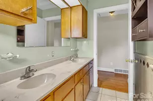 17 Hickory View Ln, Canton, NC 28716 - Photo 20
