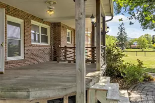 17 Hickory View Ln, Canton, NC 28716 - Photo 36
