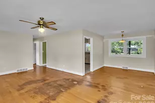 17 Hickory View Ln, Canton, NC 28716 - Photo 8