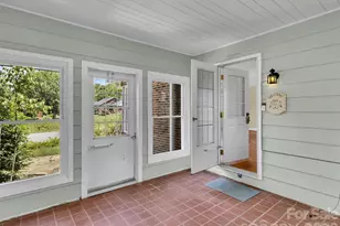 17 Hickory View Ln, Canton, NC 28716 - Photo 14