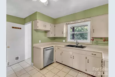 17 Hickory View Lane, Canton, NC 28716 - Photo 10