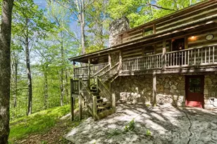 524 McDaris Loop Dr, Mars Hill, NC 28754 - Photo 2