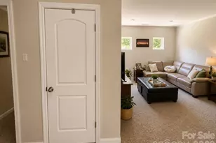 20408 Creek Bend Edge Ct, Matthews, NC 28105 - Photo 18