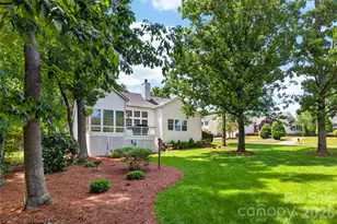 1918 Weighmont Ct, Charlotte, NC 28227 - Photo 22