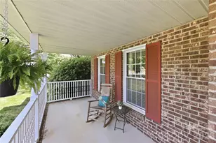 10716 Derry Dr, Charlotte, NC 28262 - Photo 4