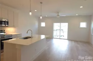 13 Bolton St, Asheville, NC 28806 - Photo 6