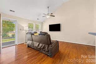 5821 Rowan Way, Charlotte, NC 28214 - Photo 6