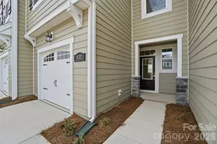632 Cassidy Ct, Clover, SC 29710 - Photo 2