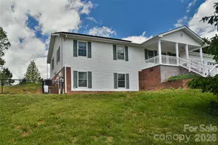 116 Kay Rd, Flat Rock, NC 28731 - Photo 2