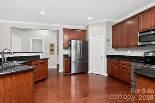 719 Fresia Dr, Tega Cay, SC 29708 - Photo 8