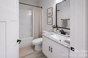 1036 12th St NE, Hickory, NC 28601 - Photo 16