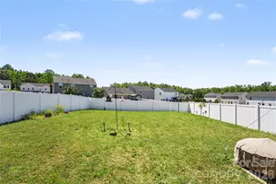 114 Weymouth Ave, Troutman, NC 28166 - Photo 4