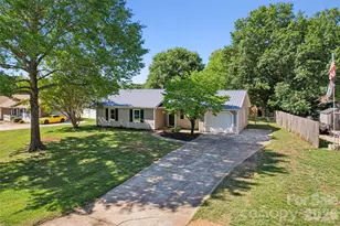 4711 Misty Hill Ln, Gastonia, NC 28056 - Photo 6