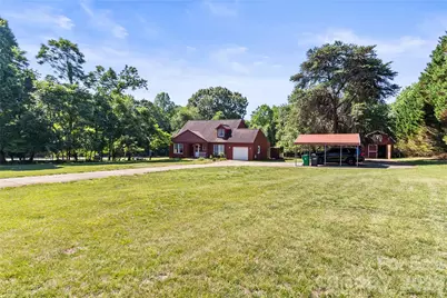 7101 Rock Island Road, Charlotte, NC 28278 - Photo 2