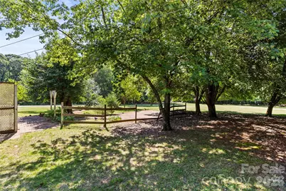 7101 Rock Island Road, Charlotte, NC 28278 - Photo 16