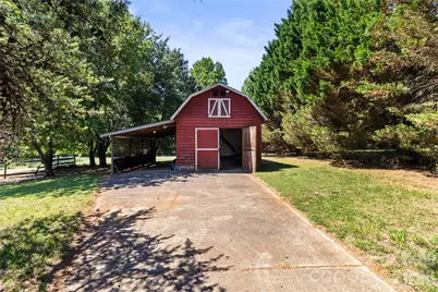 7101 Rock Island Road, Charlotte, NC 28278 - Photo 12