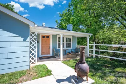 723 F Avenue SE, Hickory, NC 28602 - Photo 2