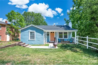 723 F Avenue SE, Hickory, NC 28602 - Photo 1