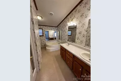 15 Mothers Way, Marshall, NC 28753 - Photo 18