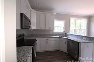 125 Kiser St, Bessemer City, NC 28016 - Photo 6
