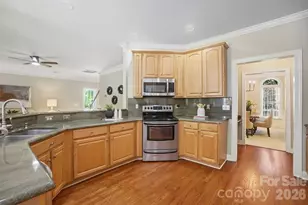 7126 Weddington Brook Dr, Matthews, NC 28104 - Photo 14