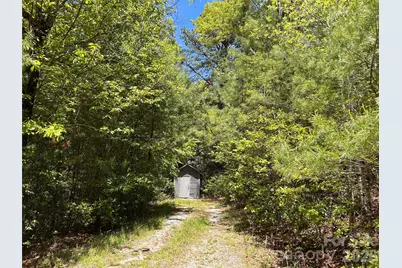 1054 Hawk Mountain Road, Lake Toxaway, NC 28747 - Photo 20