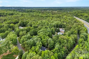 10112 Windtree Ln, Charlotte, NC 28215 - Photo 42