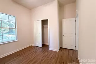 10530 Southern Oak Ct, Charlotte, NC 28214 - Photo 12