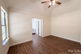 10530 Southern Oak Ct, Charlotte, NC 28214 - Photo 8