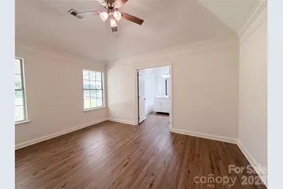 10530 Southern Oak Court, Charlotte, NC 28214 - Photo 14