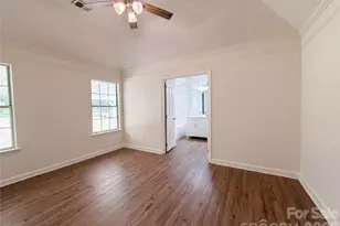10530 Southern Oak Ct, Charlotte, NC 28214 - Photo 14