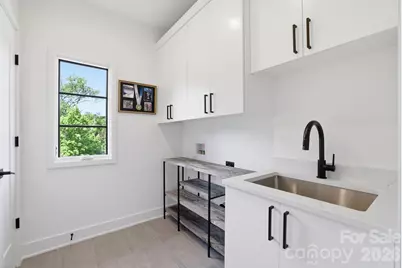 2840 Irby Drive, Charlotte, NC 28209 - Photo 34