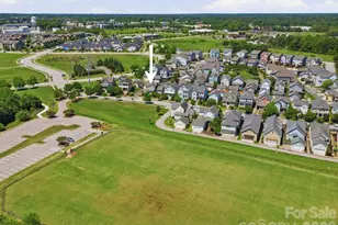 783 Waterscape Ct, Rock Hill, SC 29730 - Photo 2