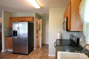 900 Milkwood Ln, Monroe, NC 28110 - Photo 6