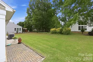 9510 Kestral Ridge Dr, Charlotte, NC 28269 - Photo 36
