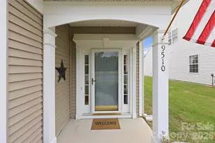 9510 Kestral Ridge Dr, Charlotte, NC 28269 - Photo 10
