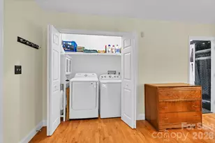 22 Robinhood Rd, Asheville, NC 28804 - Photo 16