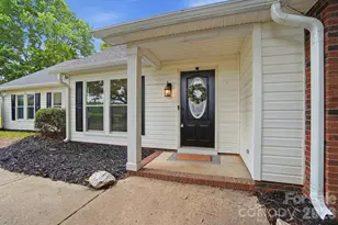 1919 Gables Dr, Monroe, NC 28112 - Photo 2