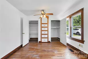 587 Old Hendersonville Hwy, Brevard, NC 28712 - Photo 22