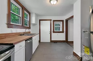 587 Old Hendersonville Hwy, Brevard, NC 28712 - Photo 28