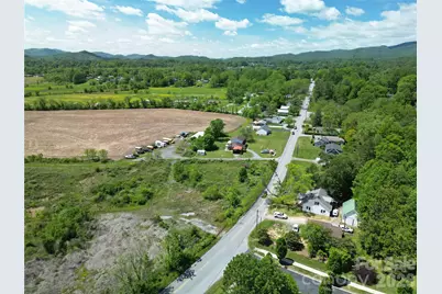 587 Old Hendersonville Highway, Brevard, NC 28712 - Photo 8