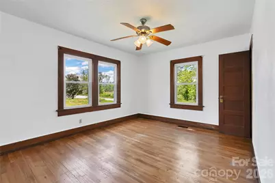 587 Old Hendersonville Highway, Brevard, NC 28712 - Photo 18