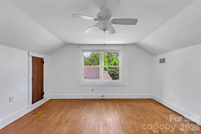 587 Old Hendersonville Highway, Brevard, NC 28712 - Photo 32