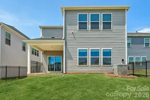 11912 Red Leaf Dr, Charlotte, NC 28215 - Photo 38