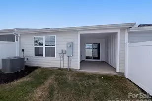 124 Kristin Vw Ln, Troutman, NC 28166 - Photo 2