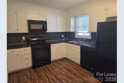 411 Town Street, Landis, NC 28088 - Photo 4