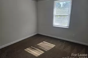 411 Town St, Landis, NC 28088 - Photo 14