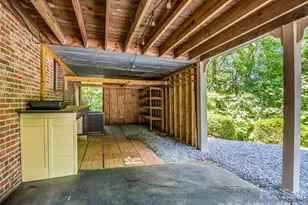 156 Deer Run, Hendersonville, NC 28739 - Photo 34